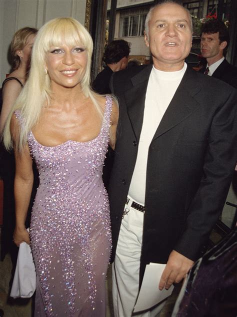 pareja de versace antonio|where are donatella versace now.